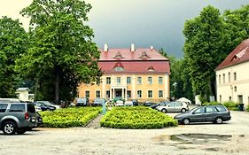 Hotel Pałac Wiechlice